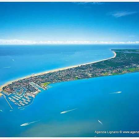 Lignano Pineta With Air Conditioning&washing Machine Апартаменты Линьяно-Саббьядоро